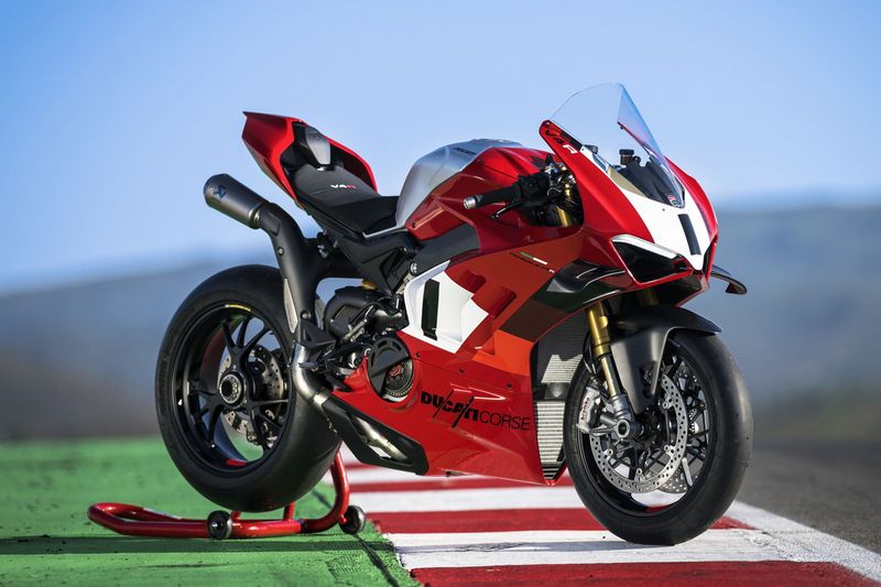 Ducati Panigale V4 R