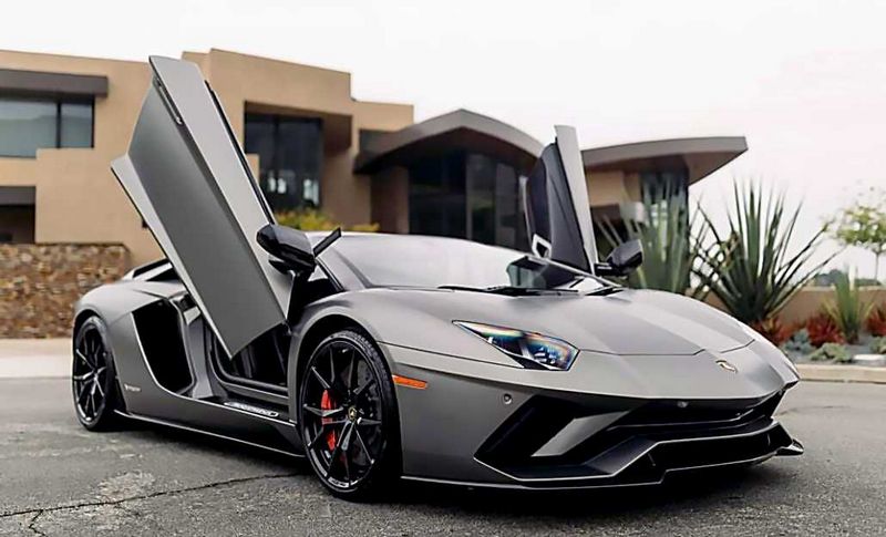 Lamborghini Aventador