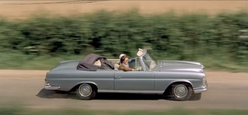 Mercedes-Benz 280SE Convertible (Bridget Jones’s Diary)