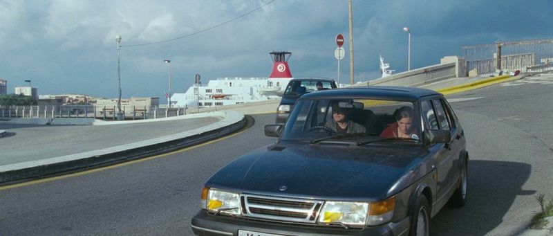 Saab 900 (Love Actually)